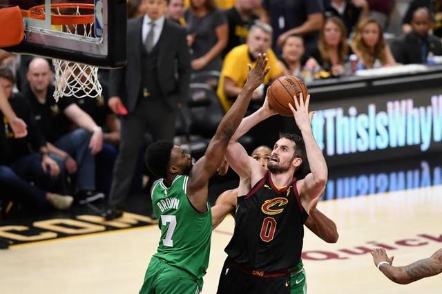 孙铭徽20+12广厦胜山西 邹阳16分福建大胜宁波